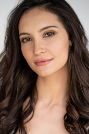 Samantha Robinson