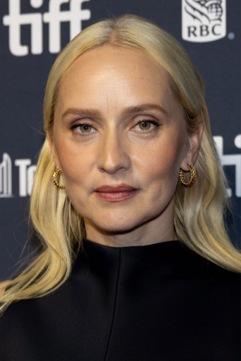 Mona Fastvold