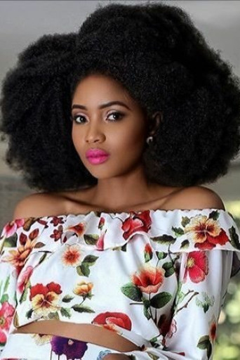 Lunathi Mampofu