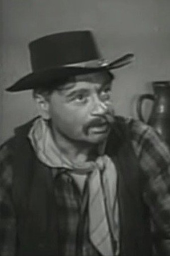 Lester Sharpe
